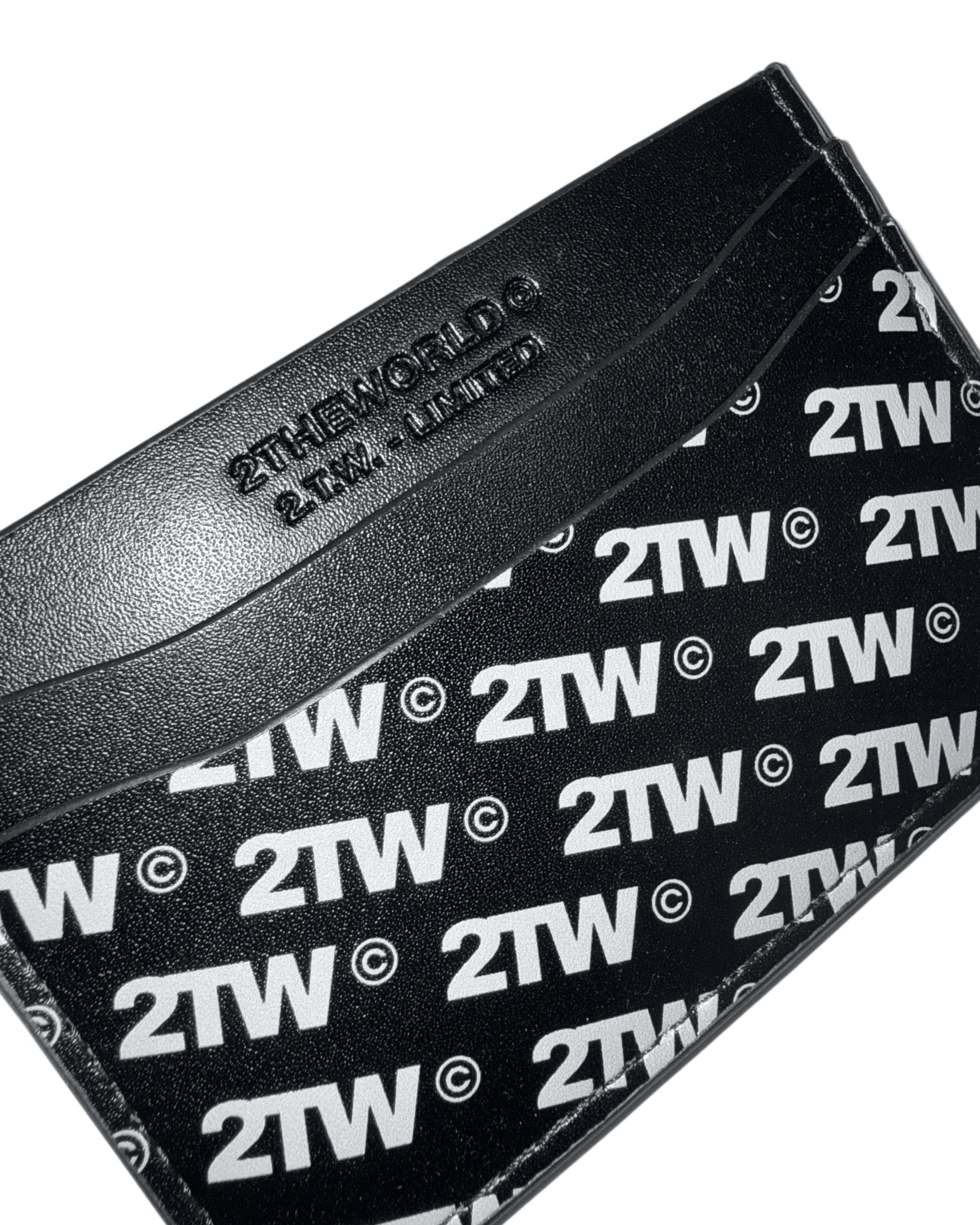 ESSENTIAL CARDHOLDER