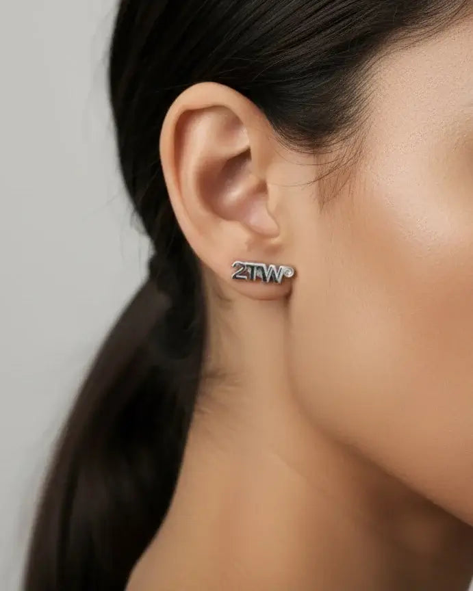 2TW GOLD-PLATED STUDS