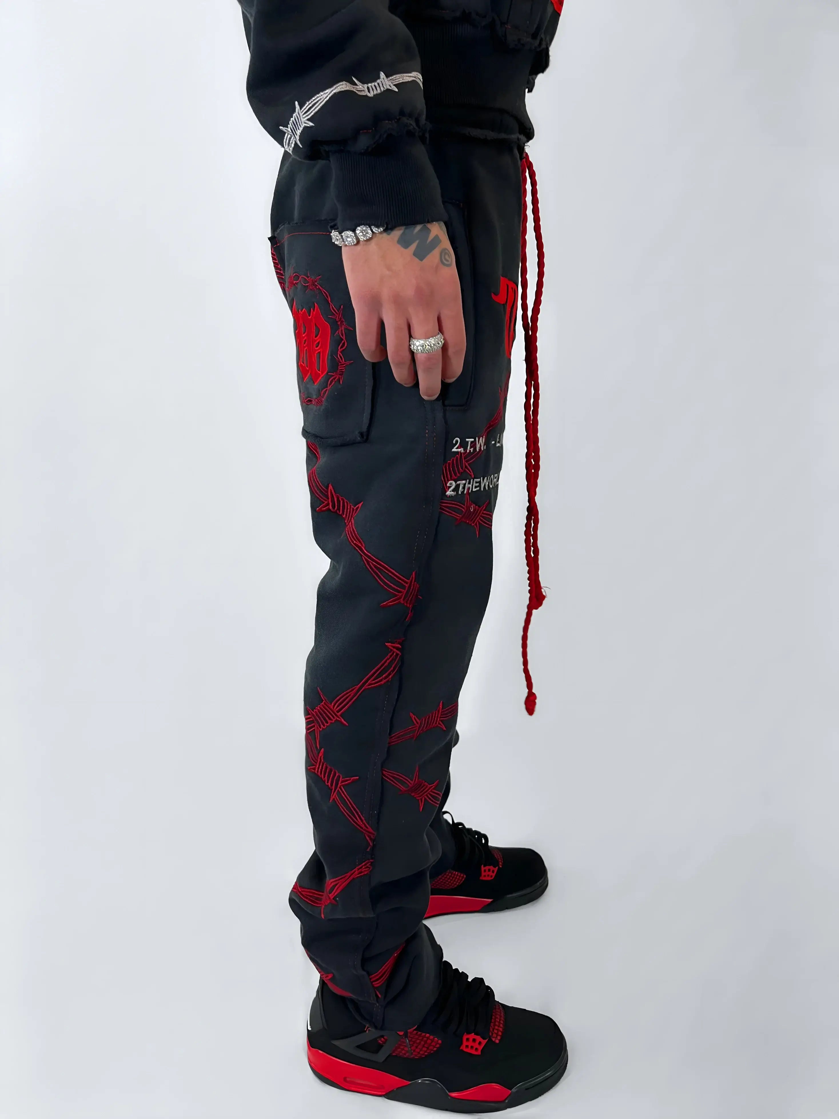 Red Eye Sweats - 2THEWORLD©