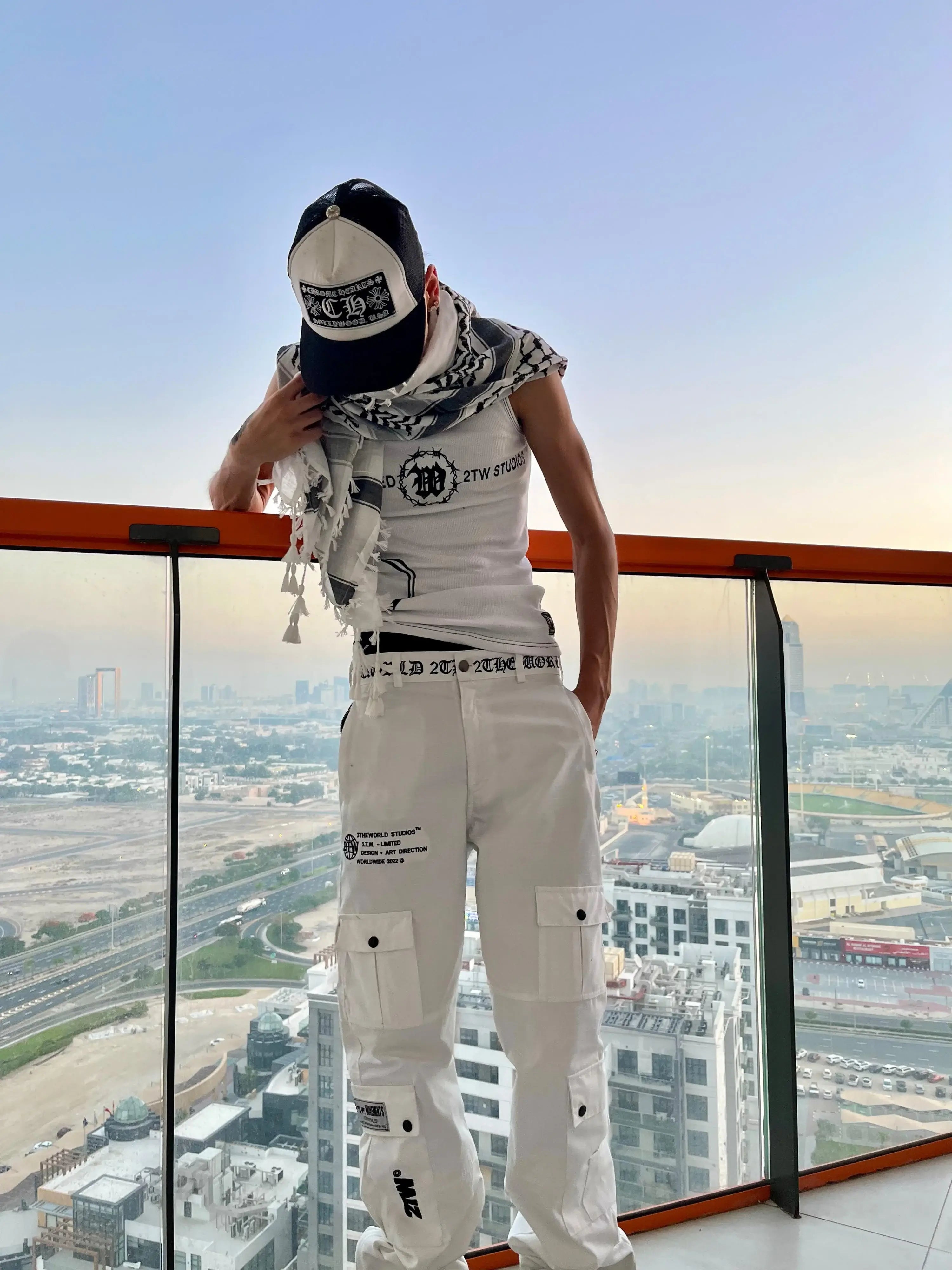 ARCTIC Cargos White - 2THEWORLD©