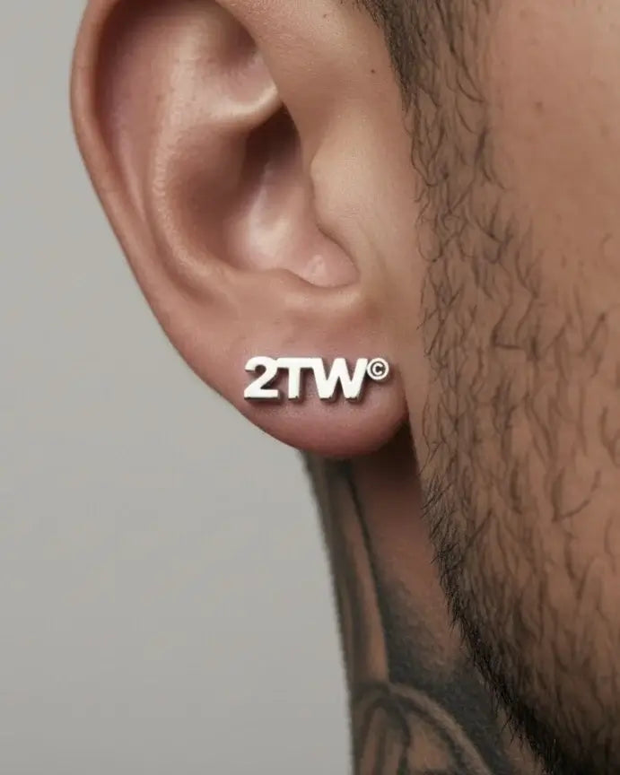 2TW GOLD-PLATED STUDS