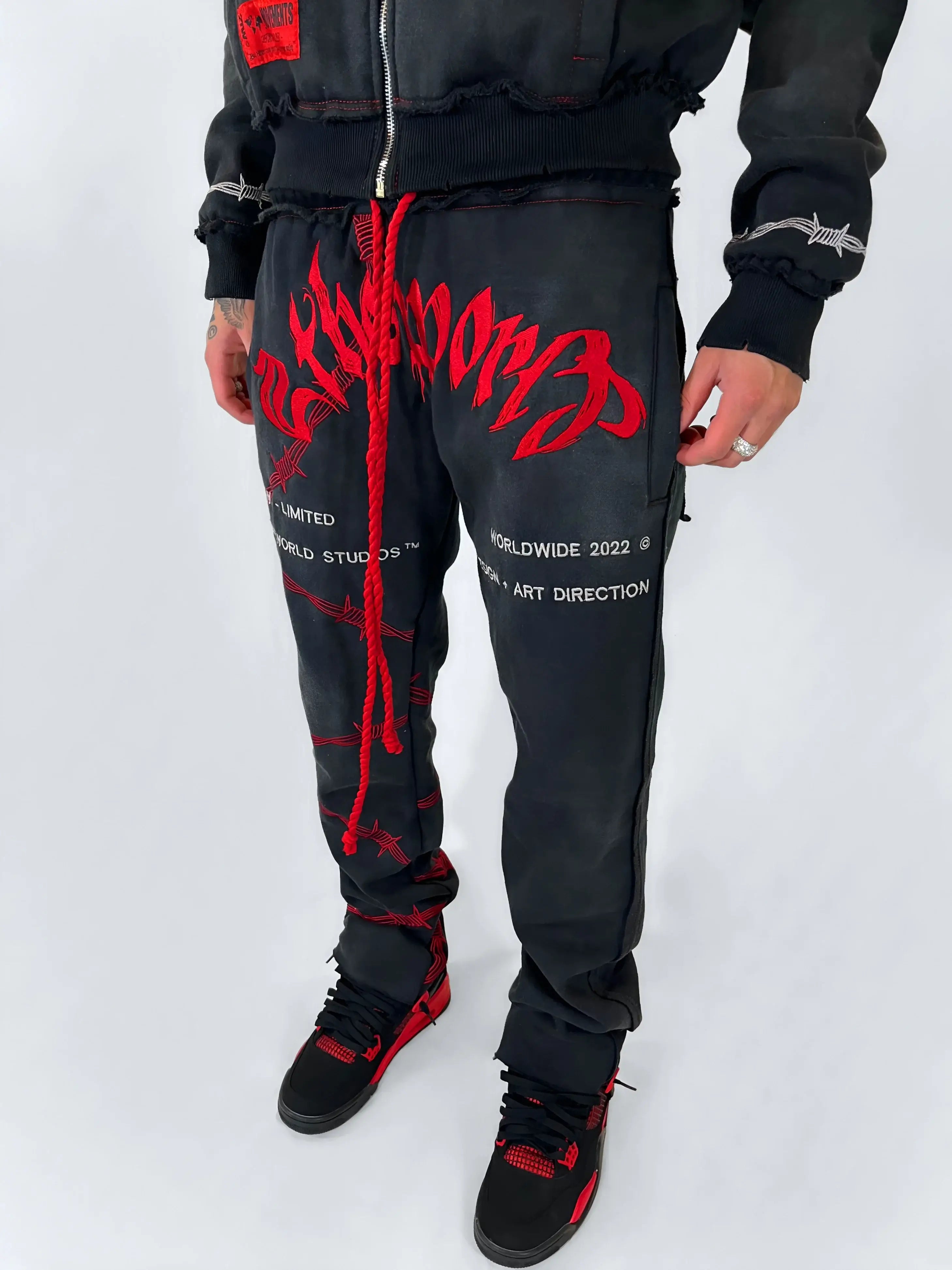 Red Eye Sweatsuit - 2THEWORLD©