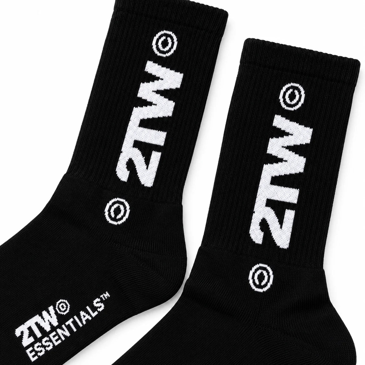 ESSENTIAL SOCKS