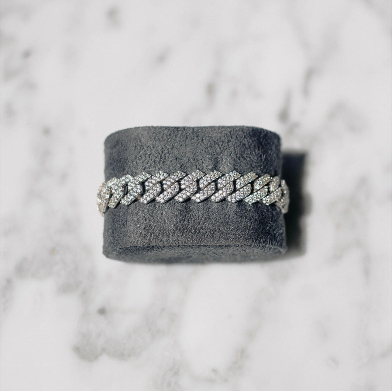 FREE Cuban Link Bracelet (White Gold)