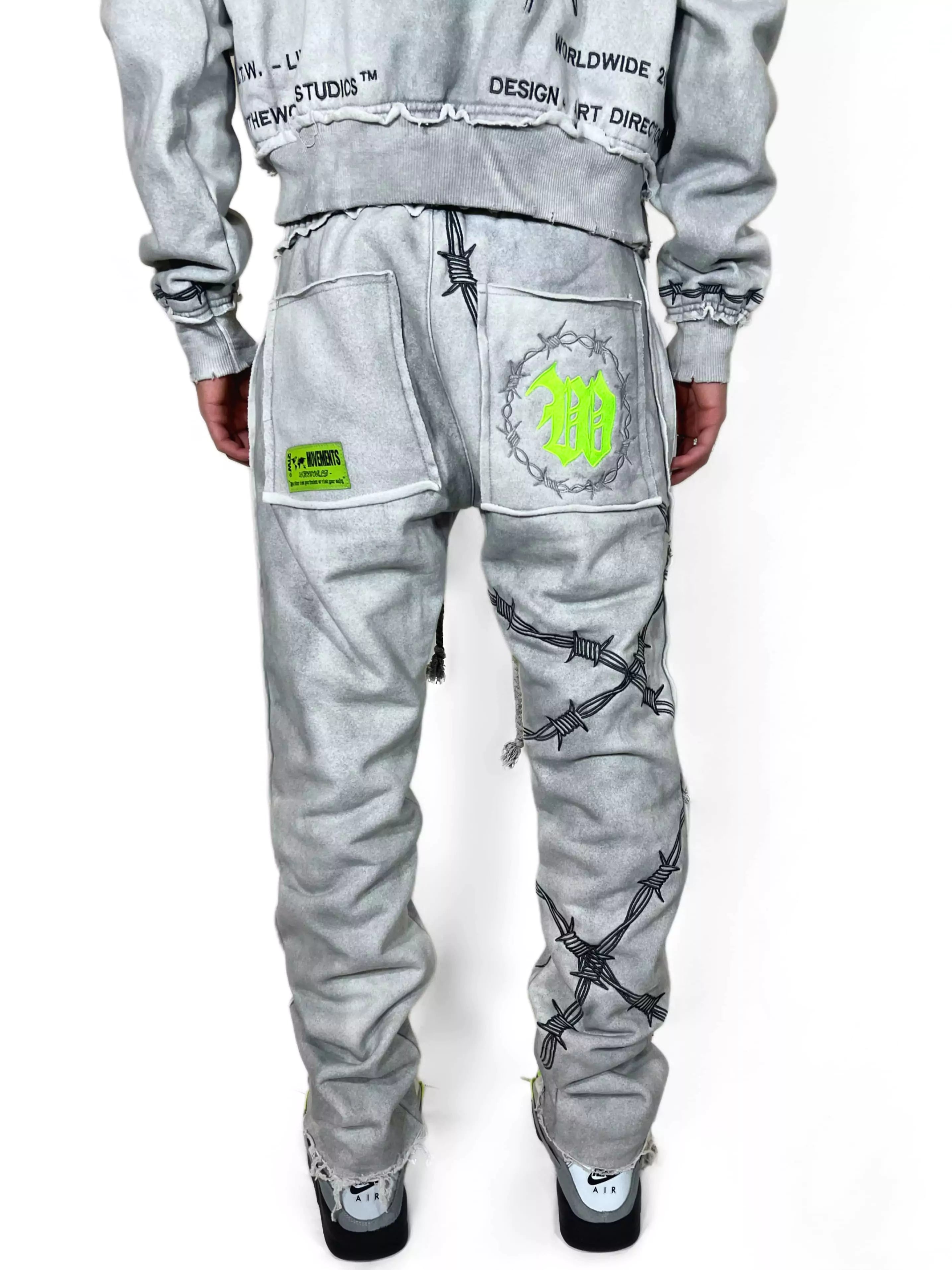 95 Neon Sweats - 2THEWORLD©