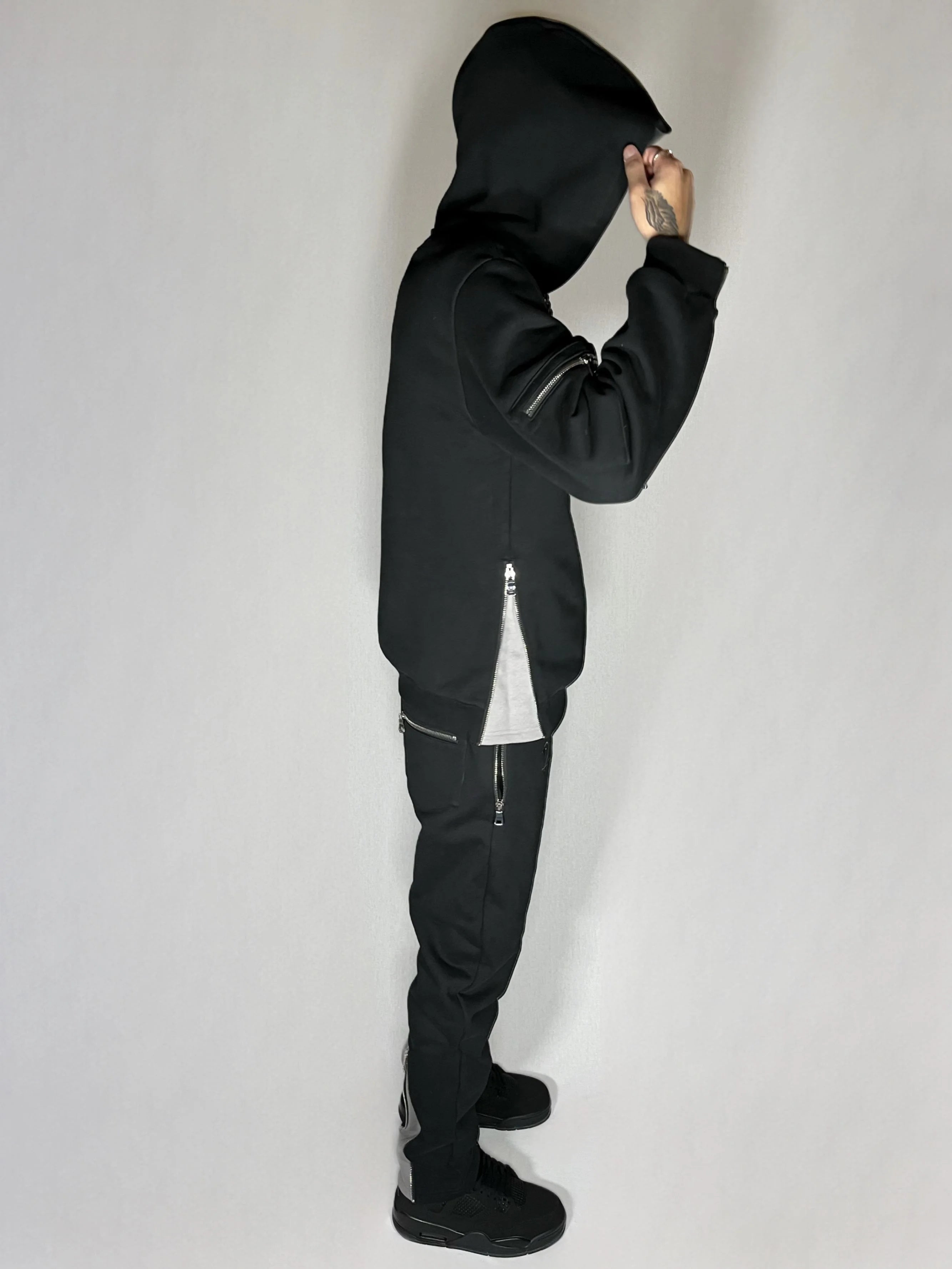 MIDNIGHT Sweatsuit - 2THEWORLD©