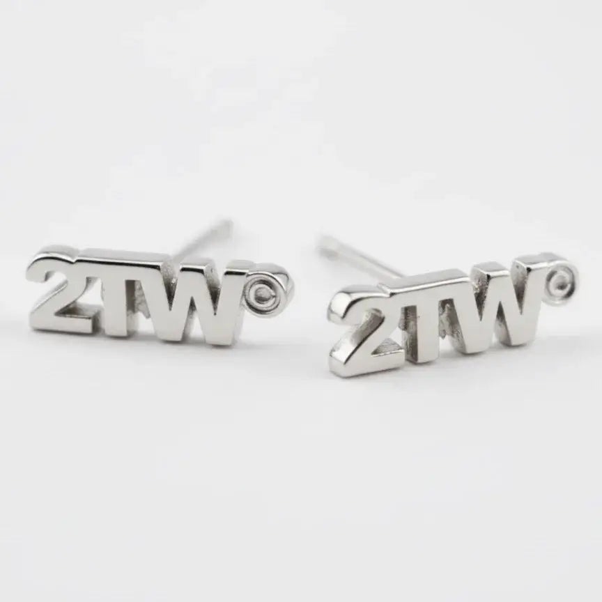 2TW GOLD-PLATED STUDS