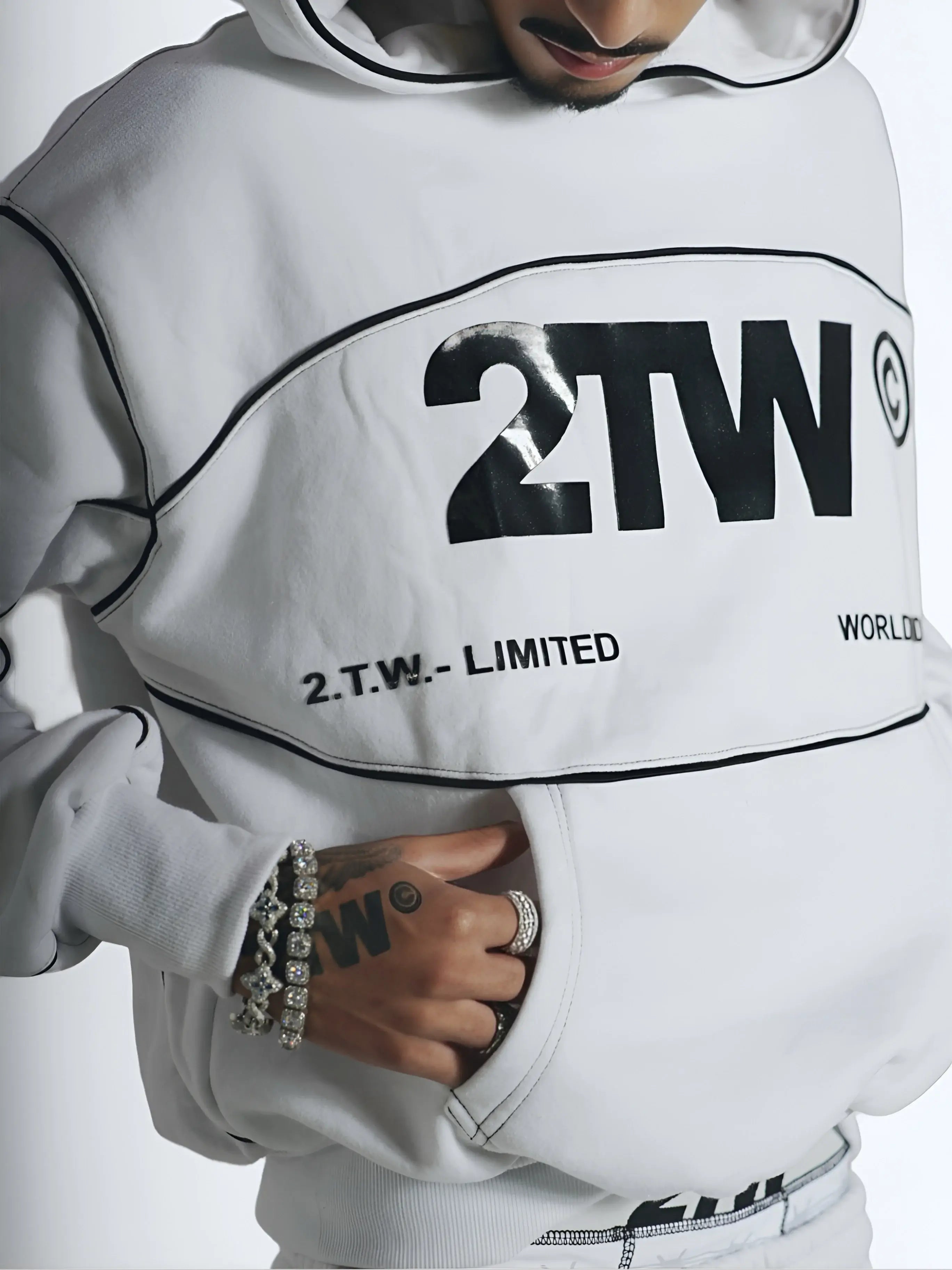 OFF-WHITE ESSENTIAL HOODIE