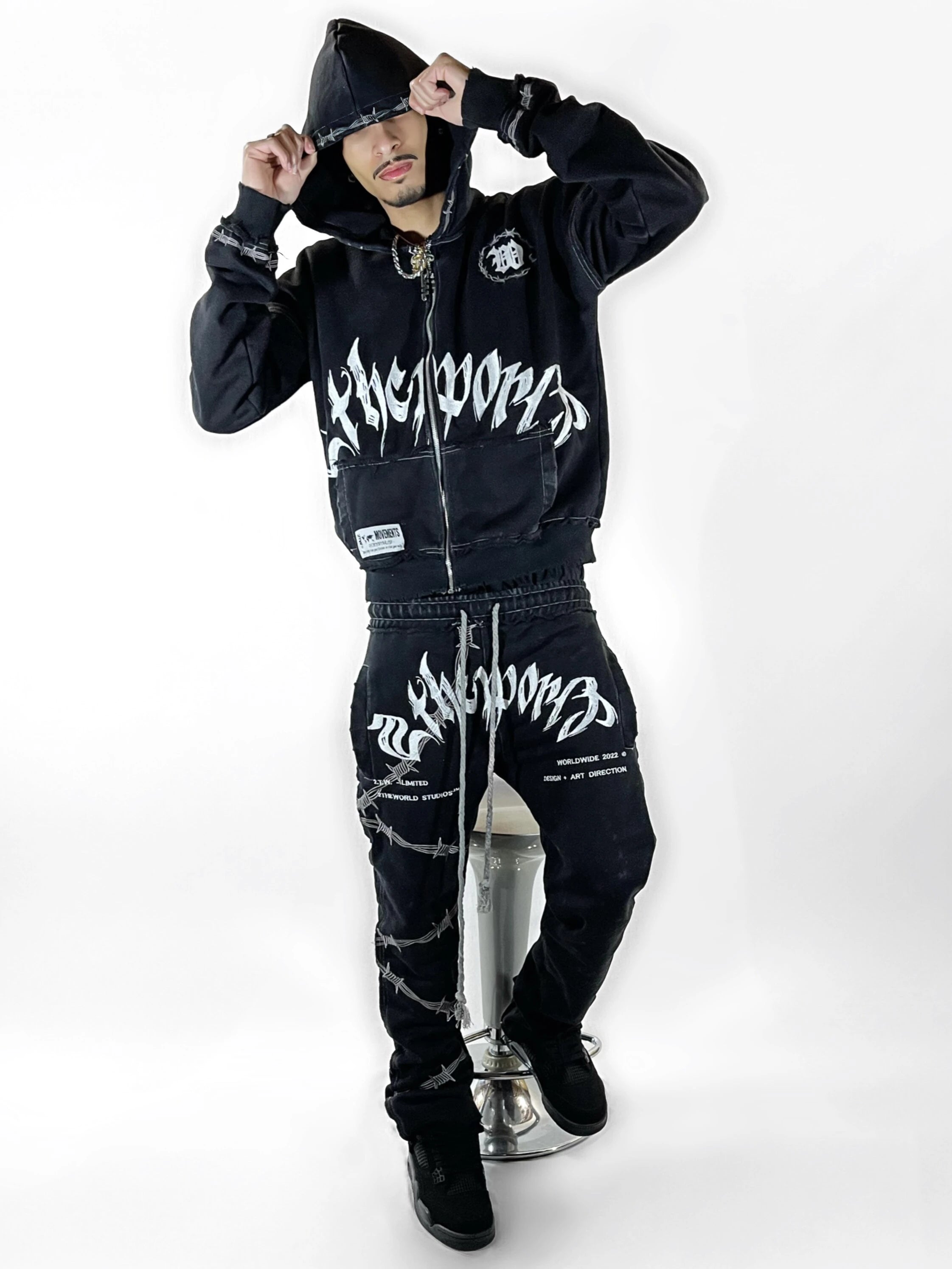 2THEWRLD Sweatsuit Chrome