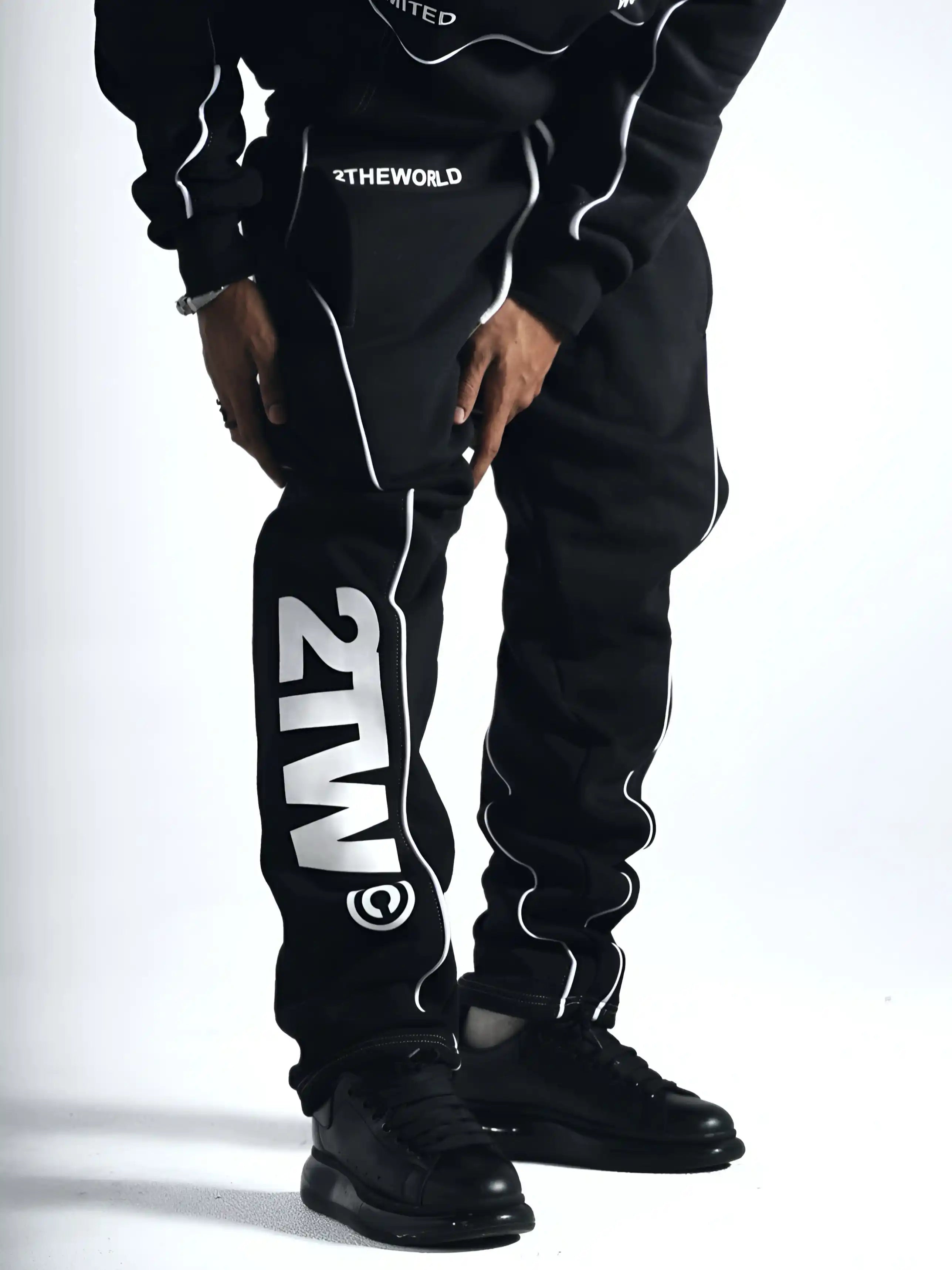 CHROME ESSENTIAL SWEATSUIT