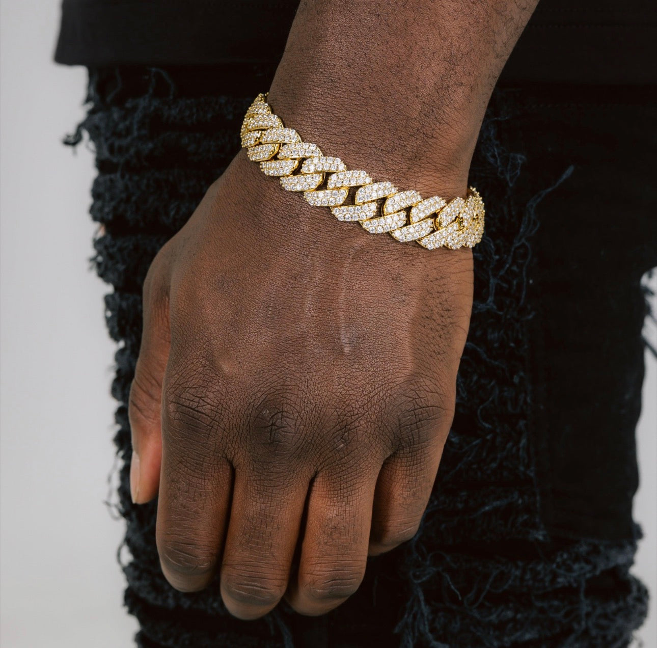 FREE Cuban Link Bracelet (Gold)