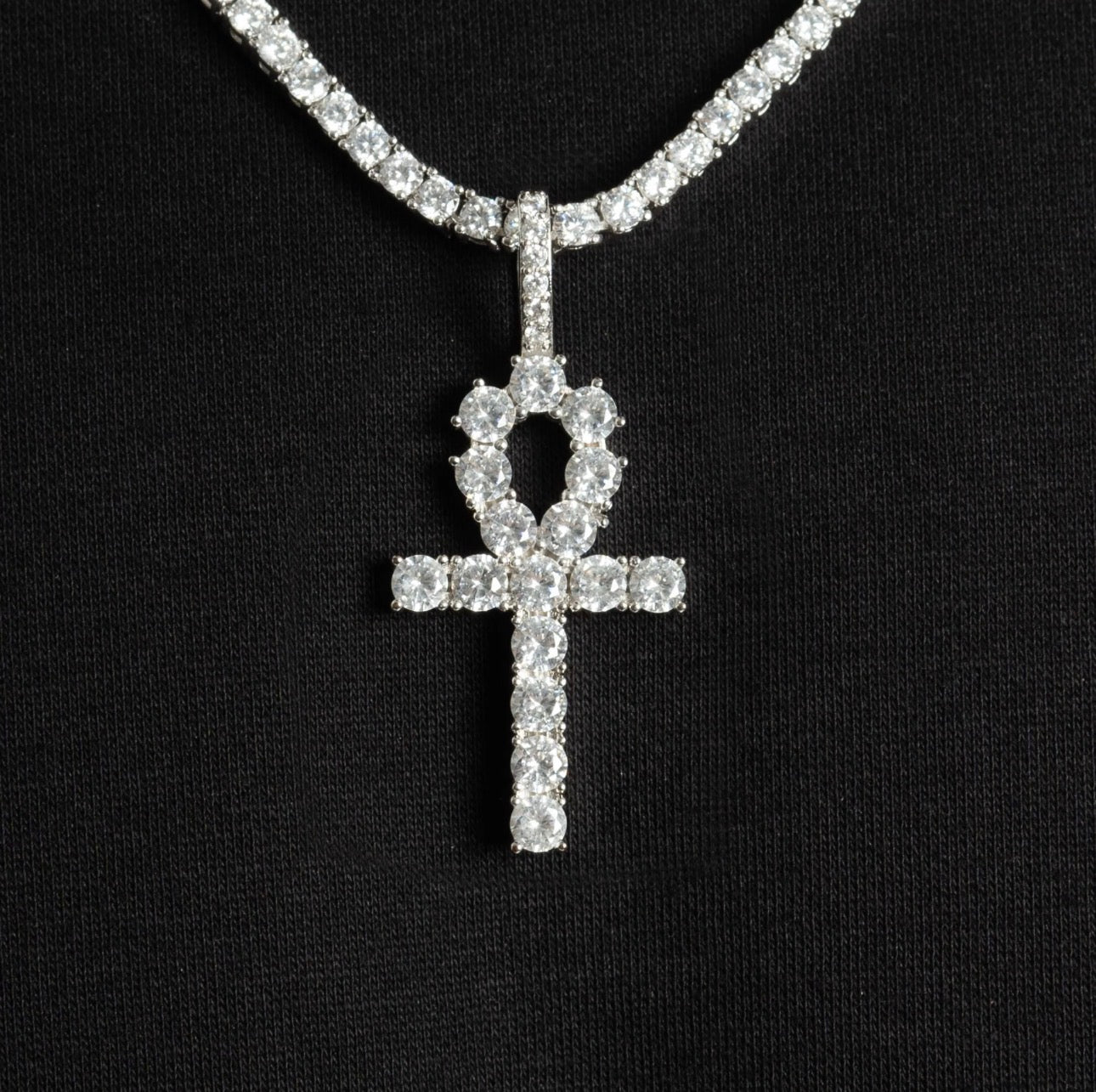 FREE White Gold Ankh Pendant