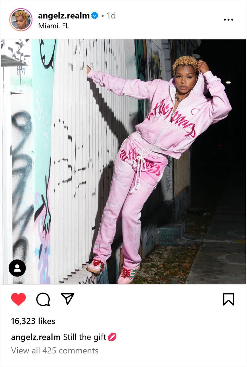 @angelz.realm