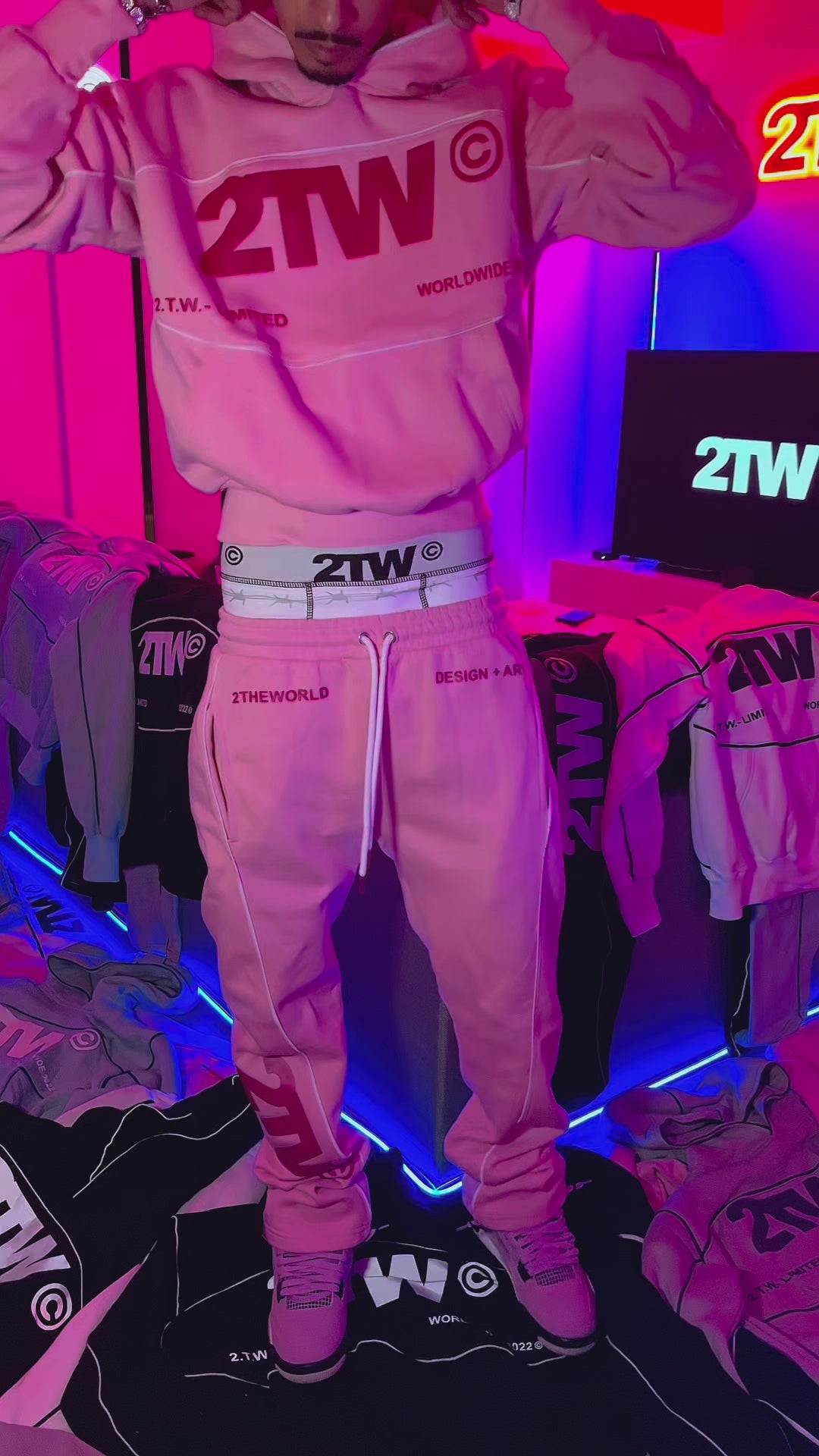 ORCHID ESSENTIAL SWEATSUIT